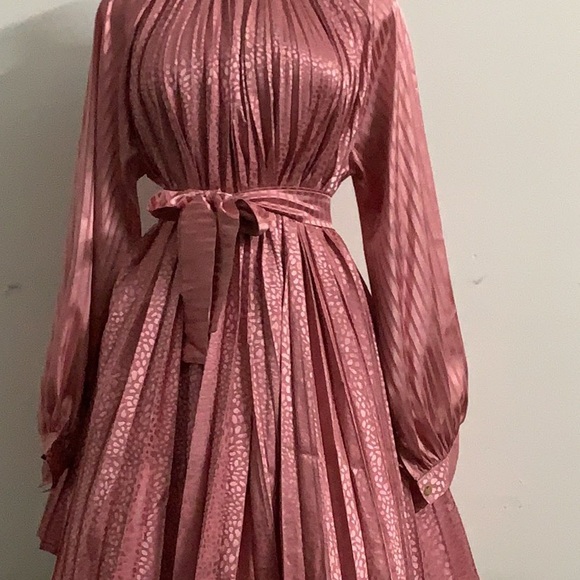 Vintage short dresses - Picture 5 of 7